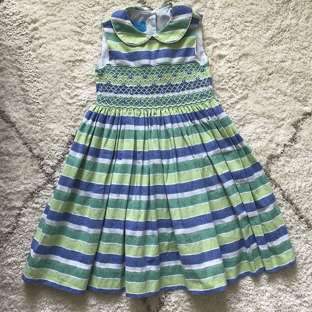Anavini Hand Smocked Little Girls Dress